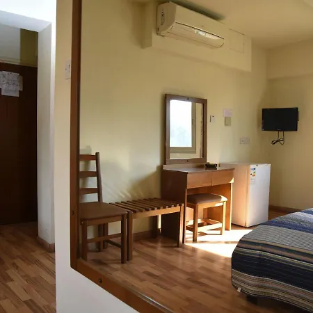 Hotel Elysso Larnaca