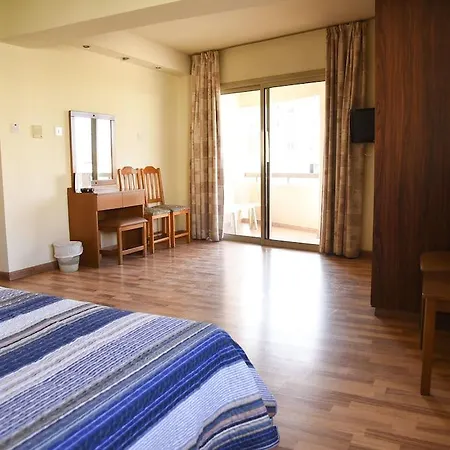 Elysso Hotel Larnaca