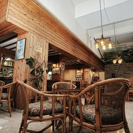 Hotel Elysso