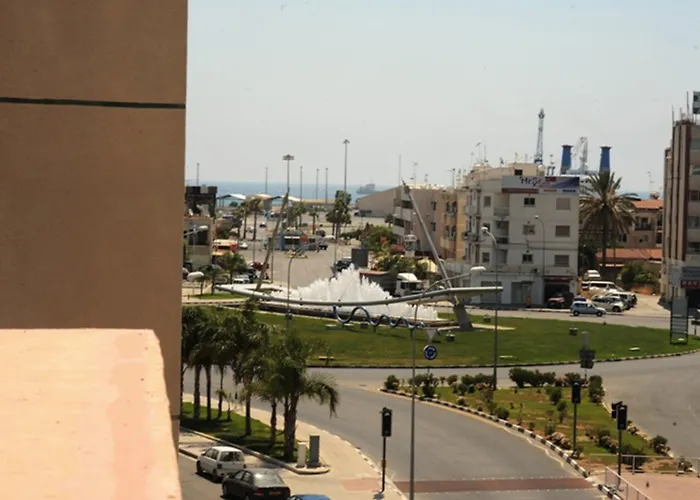 فندق إيليسو