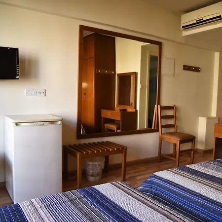 Hotel Elysso 2*