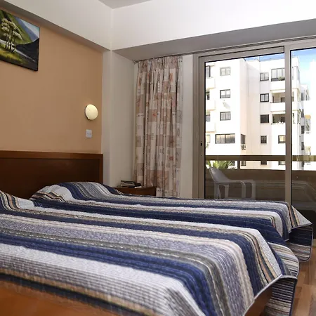 Elysso Hotel