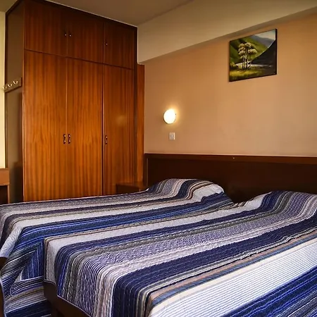 إيليسو 2* لارنكا