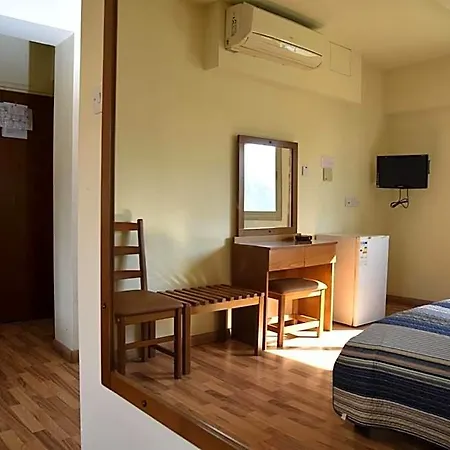 Hotel Elysso 2*