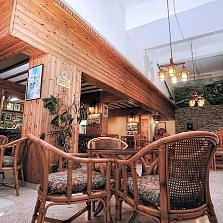 Elysso Hotel 2*