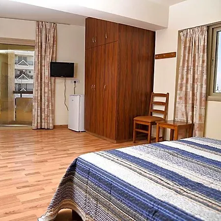 Elysso 2* Larnaca