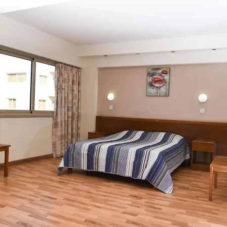 Hotel Elysso 2*