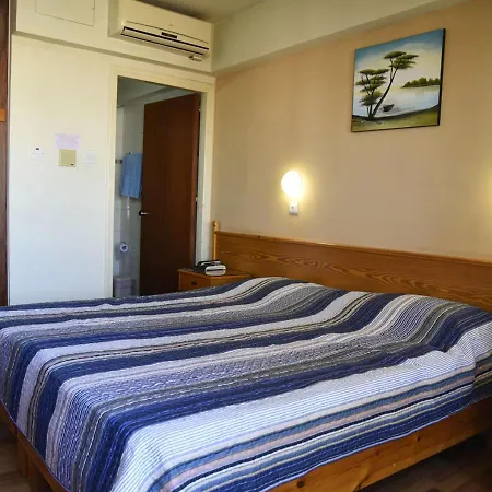 Elysso Hotel 2*