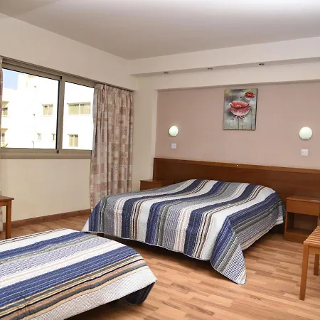 Elysso Hotel