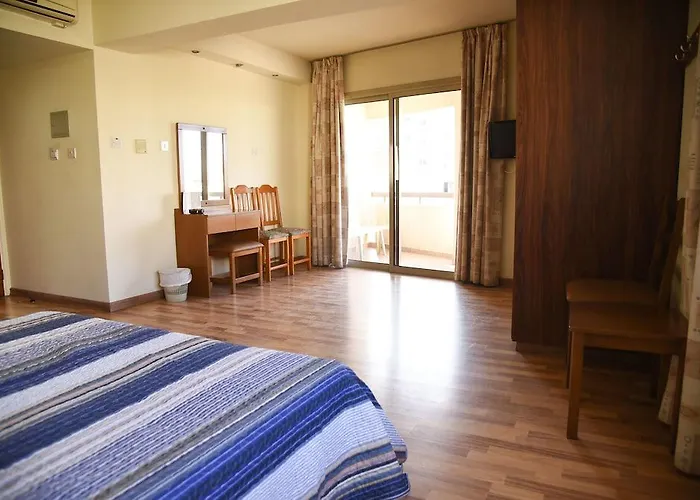 Elysso Hotel Larnaca